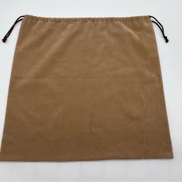 Hermes Extra Large Tan Velour Drawstring Dust Bag w/Brown Logo in the Middle - Picture 5 of 6